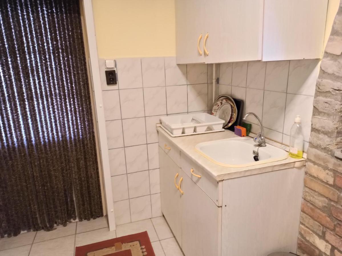 Ópusztaszeri Mózes Vendégház Opusztaszer Exterior foto