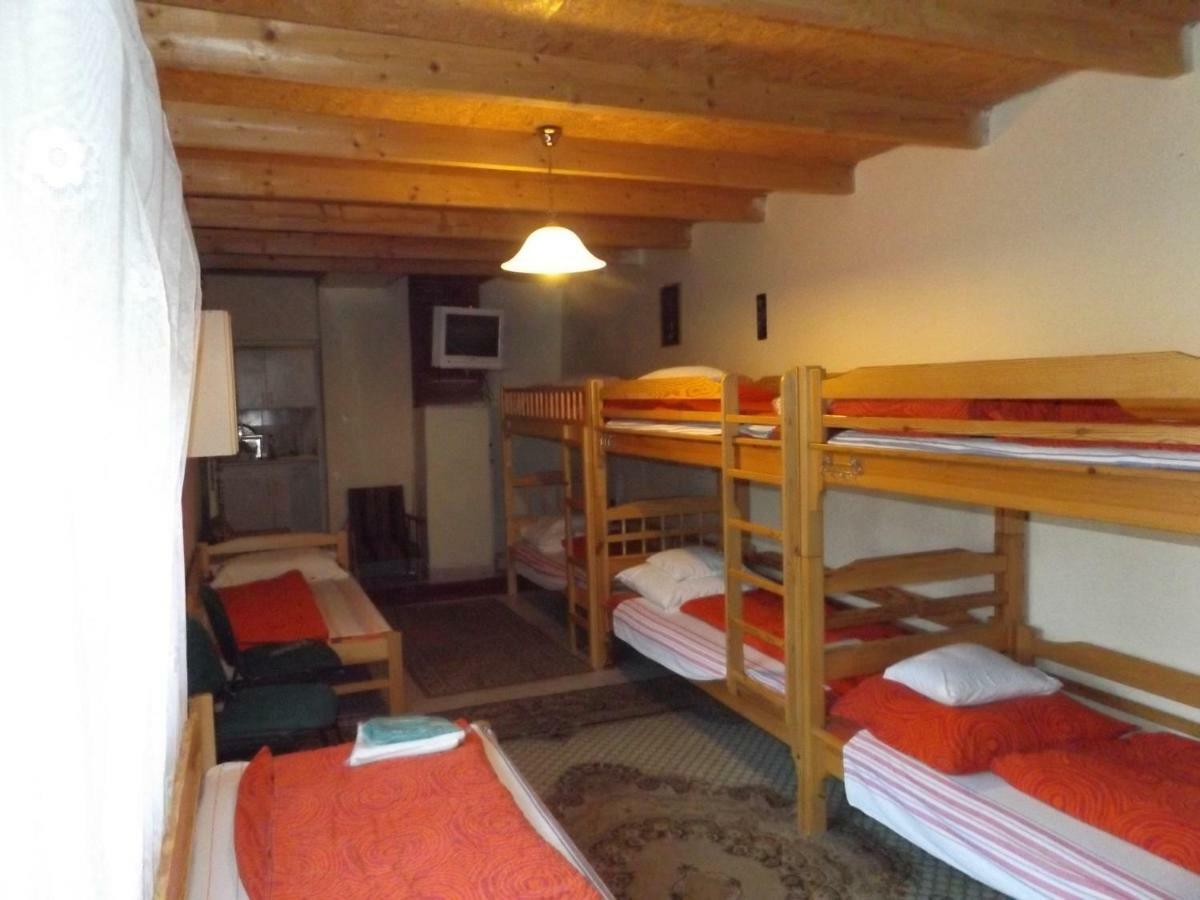 Ópusztaszeri Mózes Vendégház Opusztaszer Exterior foto